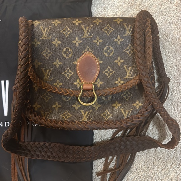 Authentic Louis Vuitton Leather and Vokda - Picture 2 of 3
